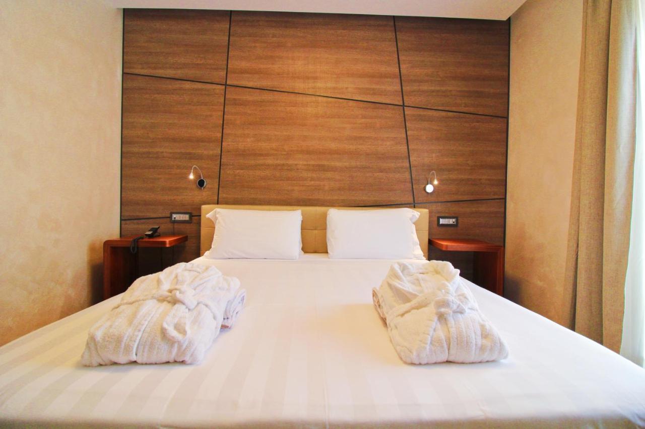 Diva Luxury Hotel Rome Bagian luar foto